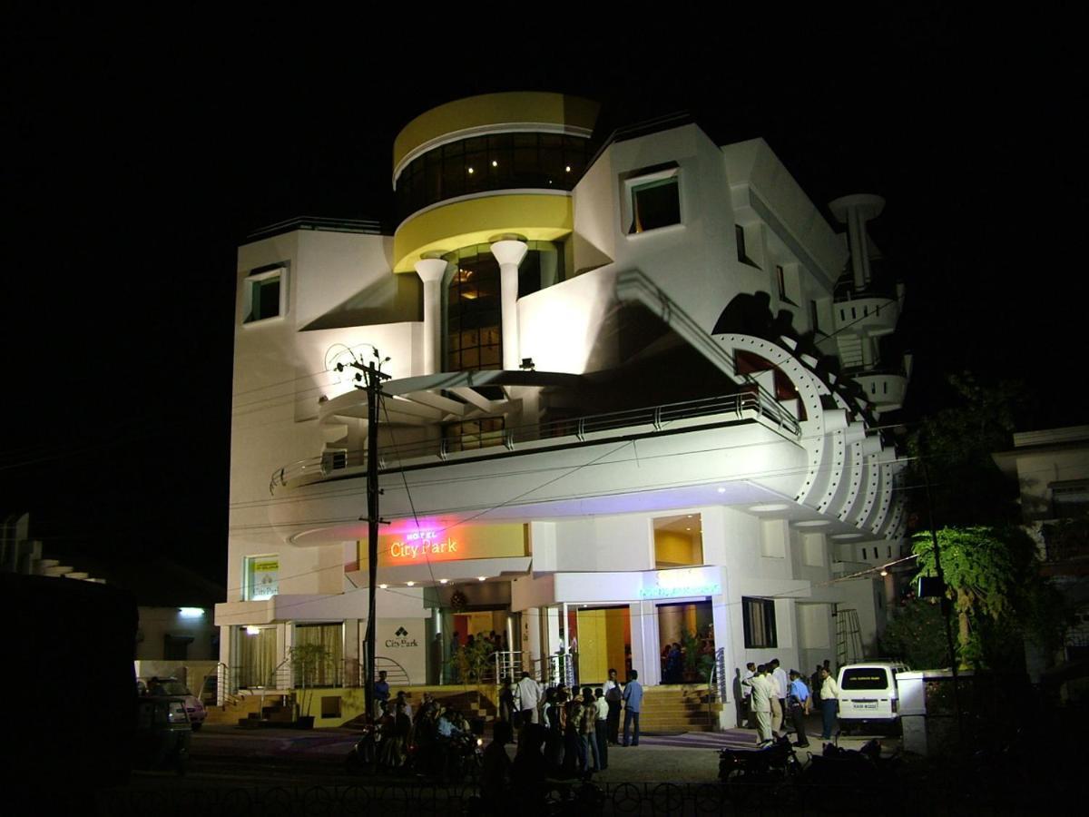 Hotel City Park, Solāpur Exterior foto